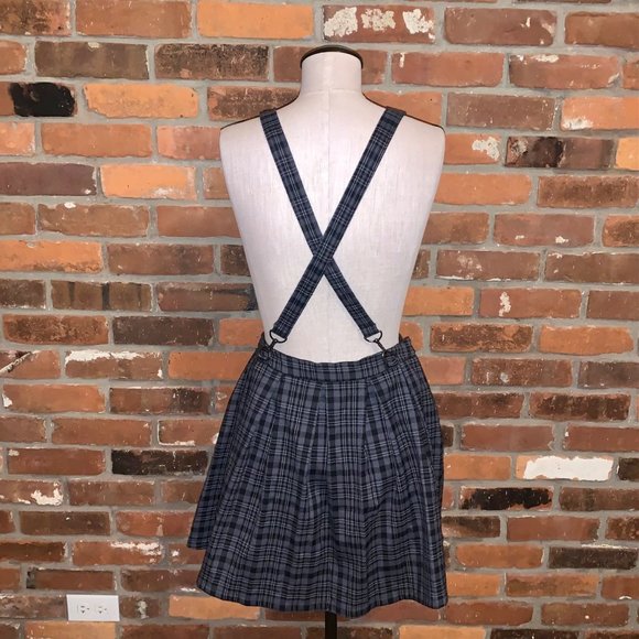 Hot Topic Black And Gray Plaid Pleated Skirt With Suspenders Size Small - Picture 4 of 7